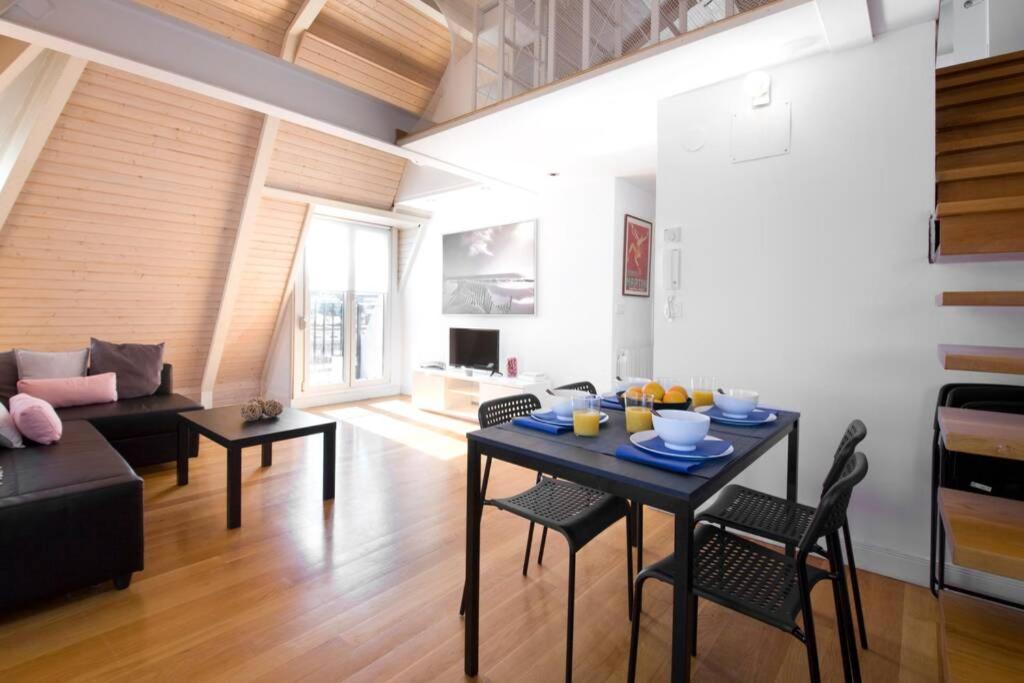 Atico Duplex Centrico Con Parking Incluido * San Sebastián