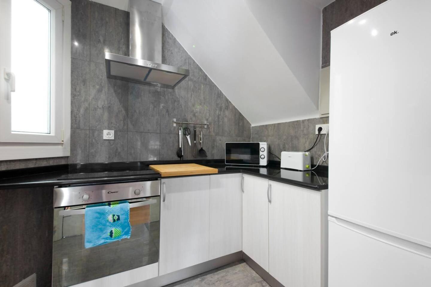 Apartamento Atico Duplex Centrico Con Parking Incluido
