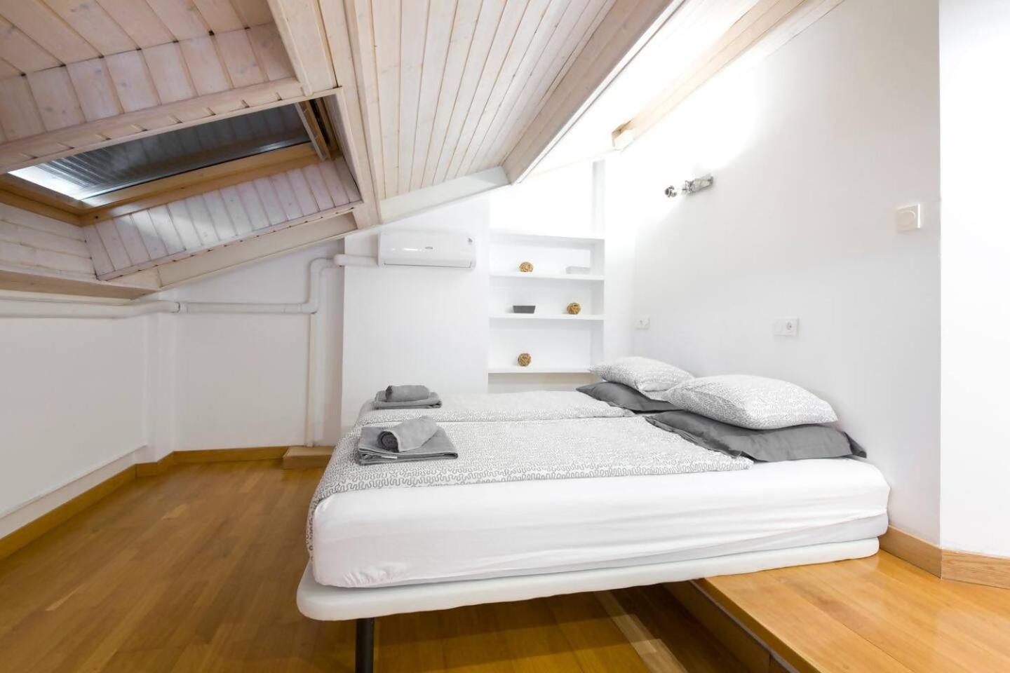 Apartamento Atico Duplex Centrico Con Parking Incluido San Sebastián